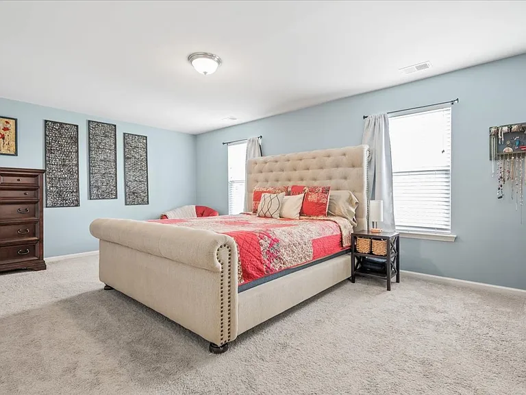 4 Gardenia Dr — Photo 24