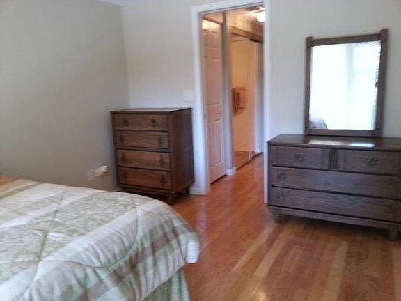 5th image of 1111 Burlington Ave Unit 217