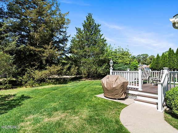 5th image of 13 Cobham Court