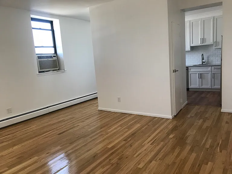 137 W 110th St #7A — Photo 5
