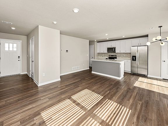 4th image of 2578 SE Morningdew Dr