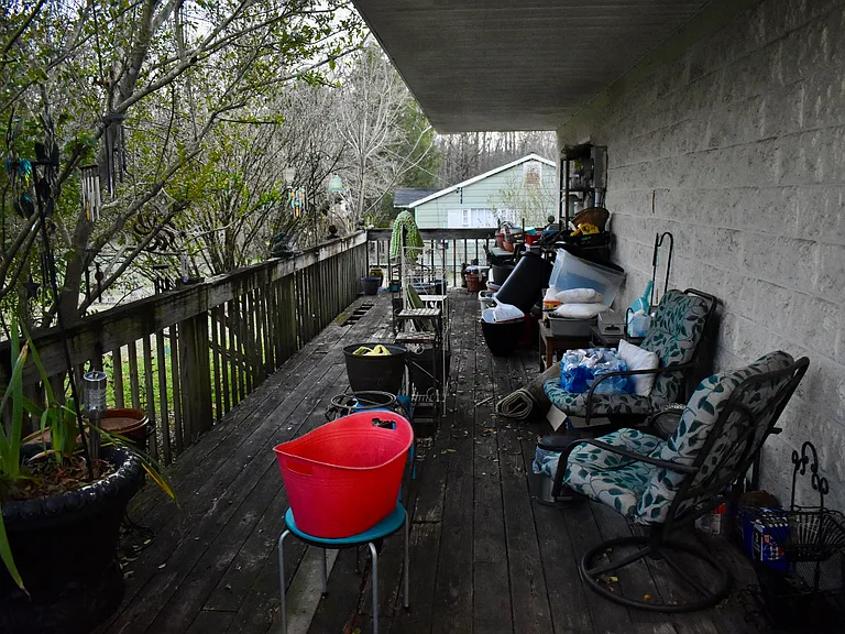 412 James St — Photo 29
