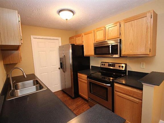 5th image of 400 Marian Ln APT 6
