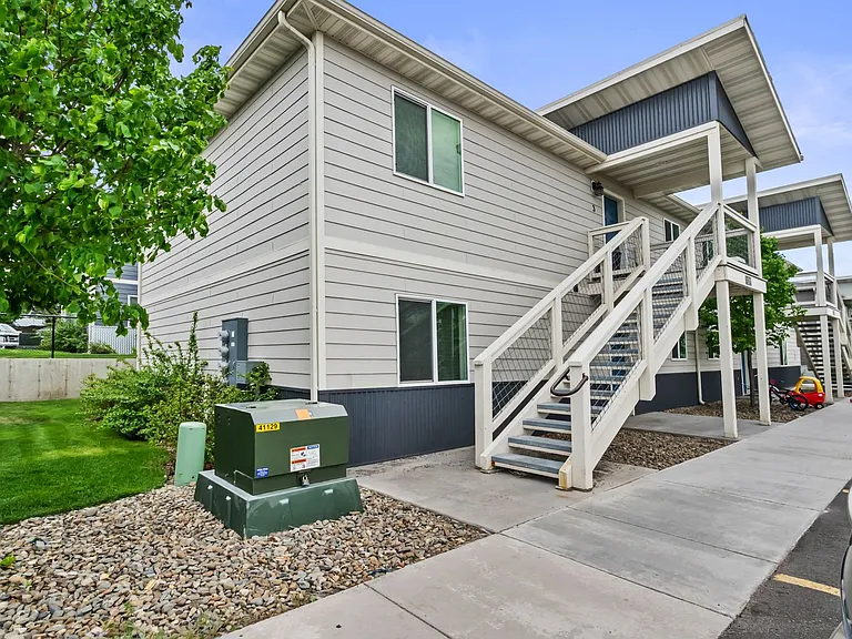 Pet Friendly 3 bed, 1.5 bath apartments! Ask us about our move in Special - — Photo 17
