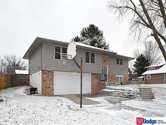 2nd image of 15246 U St