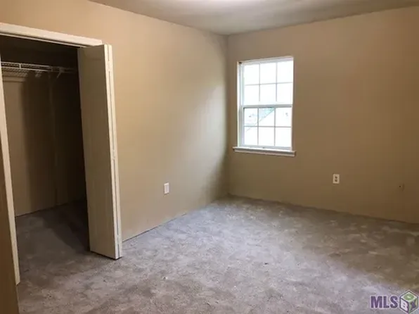 7333 Tracey Lee Dr, Baton Rouge, LA 70820