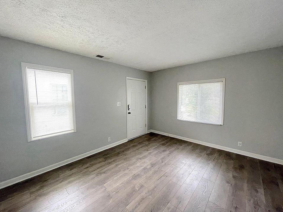 1st image of 257 S Dearborn St