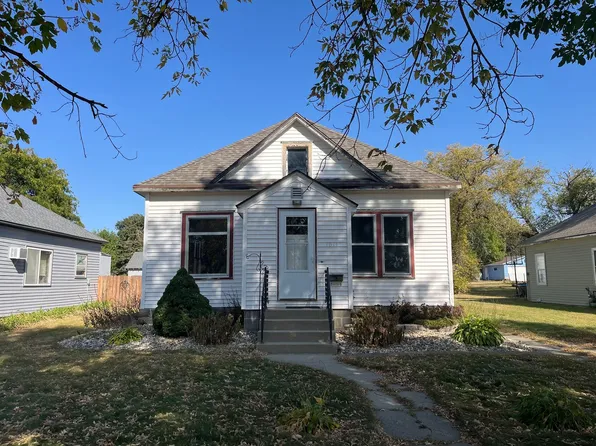 1011 1st Ave SE, Watertown, SD 57201
