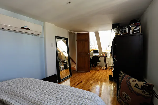 Rented by Corcoran | media 11