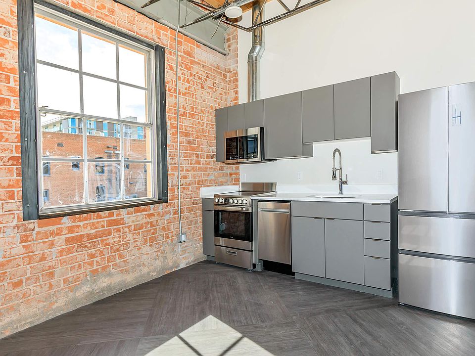 STAINLESS STEEL APPLIANCES