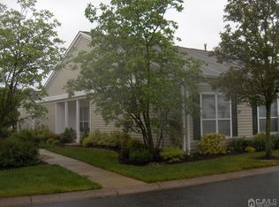 389 Harrier Dr, Monroe Township, NJ 08831