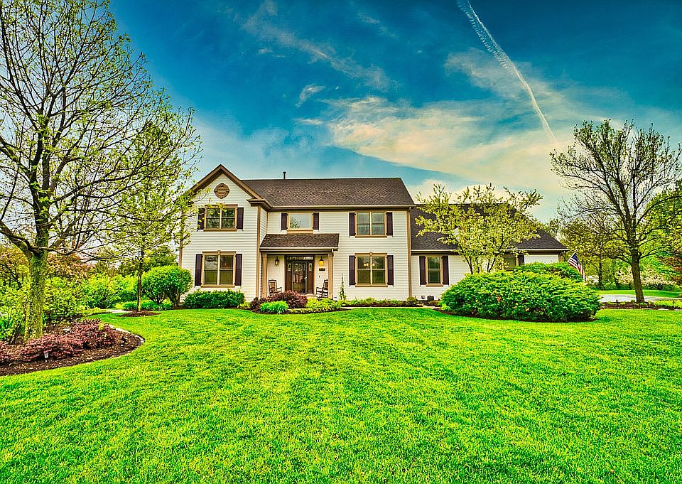1st image of 8 Charleston Ct