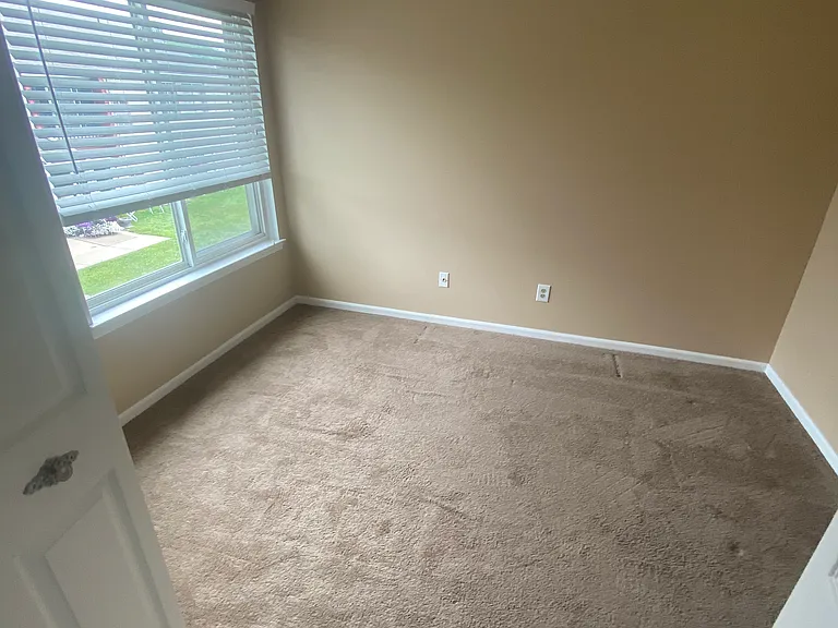 506 Sunset Ln — Photo 12
