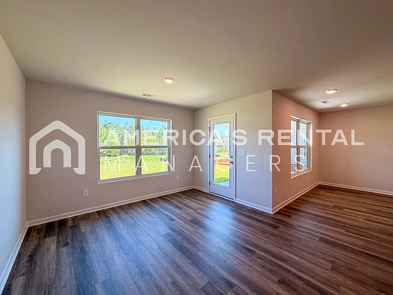 9909 Sequoyah Cove Dr SE — Photo 25