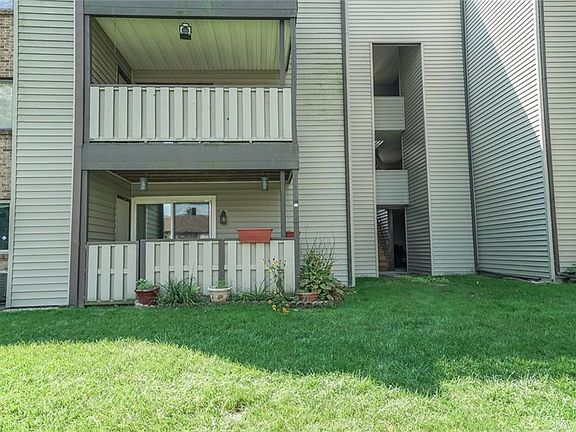 4th image of 3111 Cloister Ln