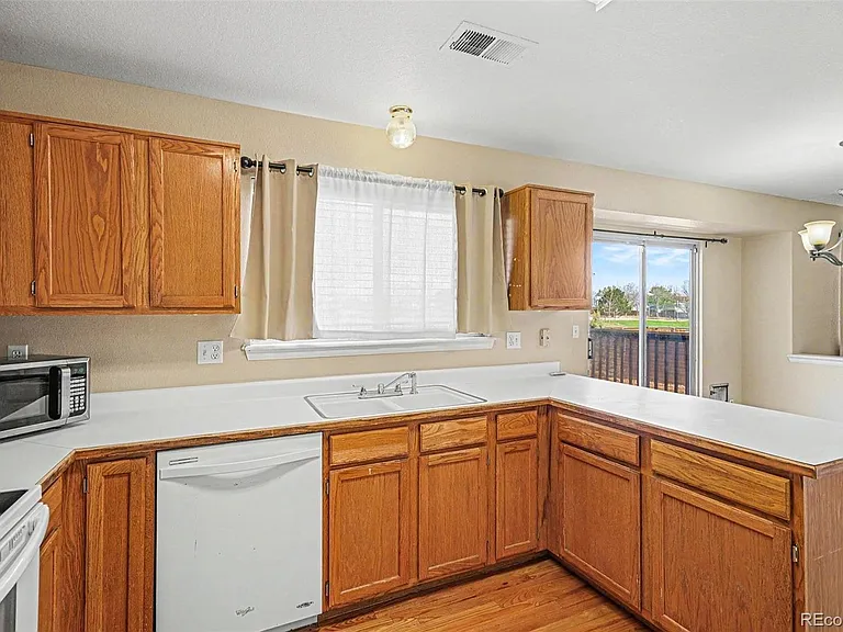 10411 Hyacinth St — Photo 11
