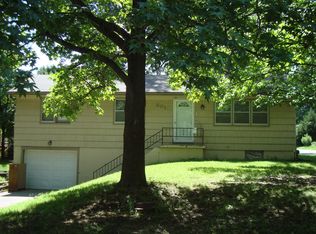 801 SW 16th St, Blue Springs, MO 64015