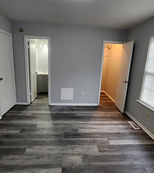 237 Alymer Ct — Photo 11