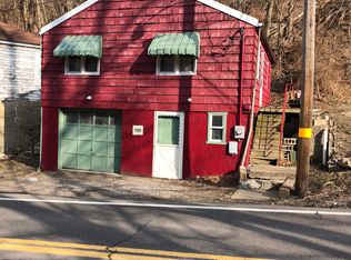 1711 Eldersville Rd, Follansbee, WV 26037