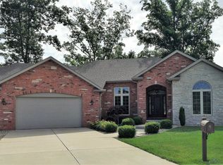 258 Arbor Meadows Ct, Fairview Heights, IL 62208