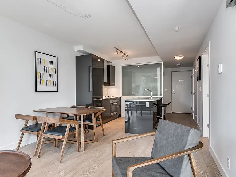 1283 Howe St #408 — Photo 8