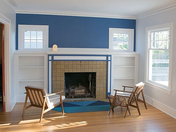 2nd image of 4544 Latona Ave NE