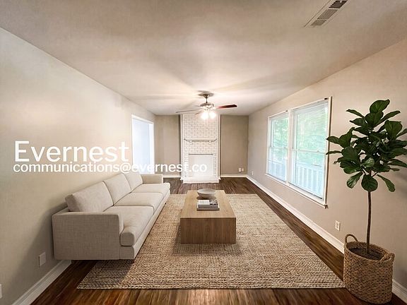 2nd image of 1310 Sun Valley Rd