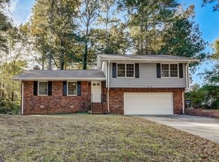 210 Windflower Trce, Roswell, GA 30075