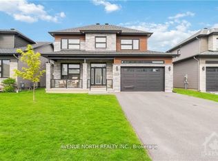 580 Strasbourg St, Russell, ON K0A1W0