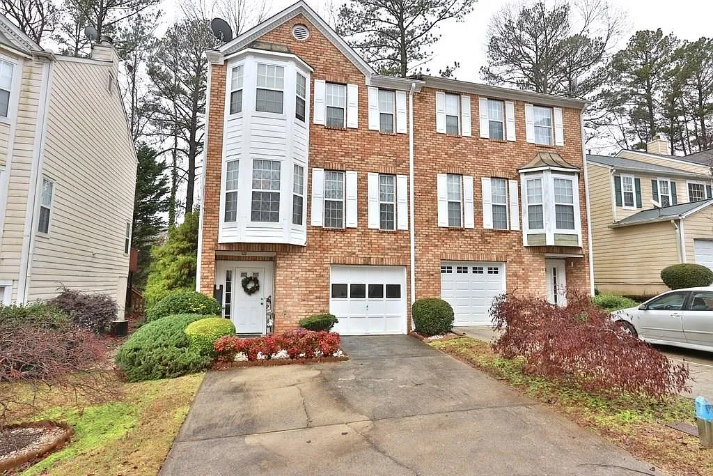 2 bed, 2.5 bath, 1595 sqft, $1,850 — Photo 1