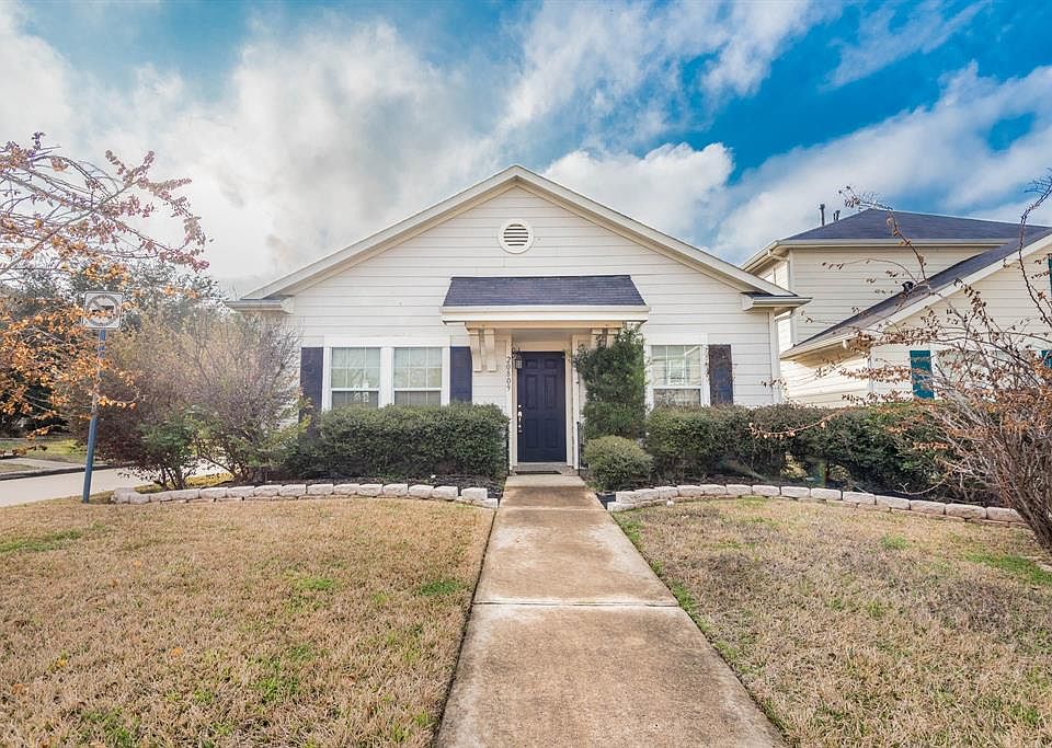 1st image of 20809 Patriot Park Ln