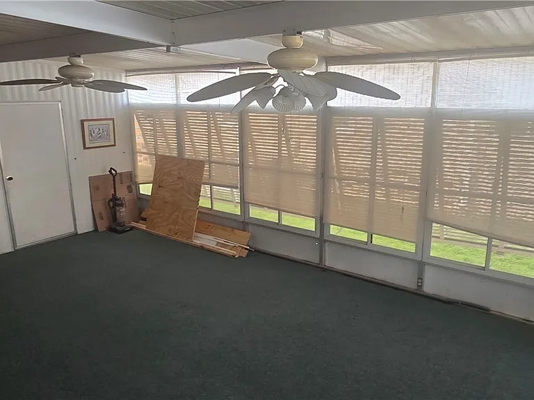 612 Pine Grove Ct — Photo 22