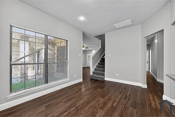 7105 Alissa Dr — Photo 8