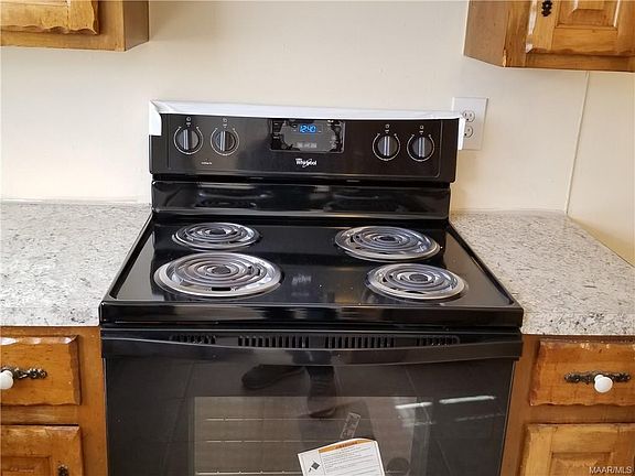 4th image of 3304 Milan Dr