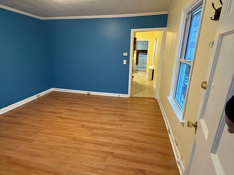 1st image of 21 Jarrold St #21