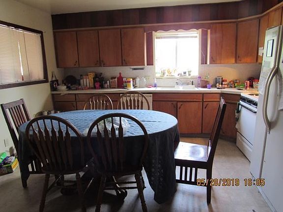 4th image of 2133 Fairfield St