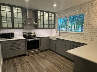 9401 Braeburn Gln, Austin, TX 78729