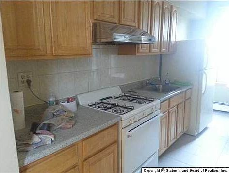 4th image of 153 Brielle Ave