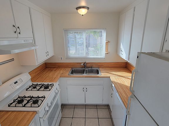 4th image of 4653 Bancroft Streetcross St #8