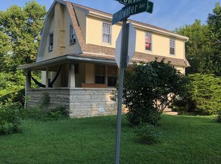 328 S Arbutus Dr, Bloomington, IN 47401