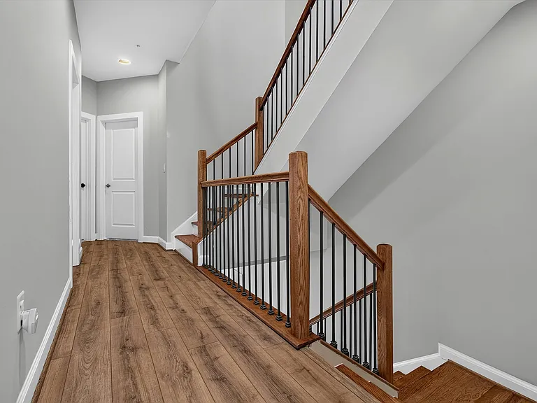 22426 Philanthropic Dr — Photo 20