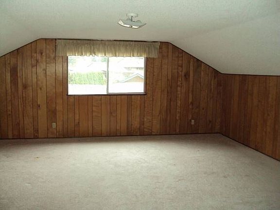 upstairs bedroom