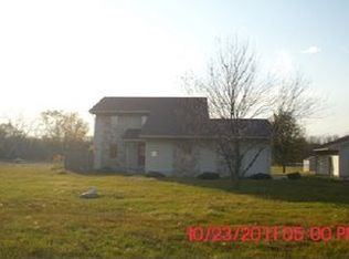 2588 Kronner Rd, Columbus, MI 48063