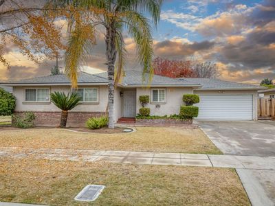 2331 E Saginaw Way, Fresno, CA, 93726
