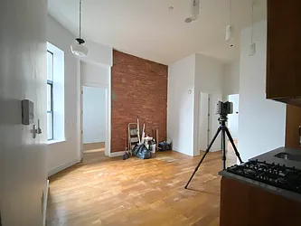 Rented by MADEHOME