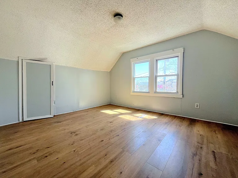 307 Berkshire Ave — Photo 13