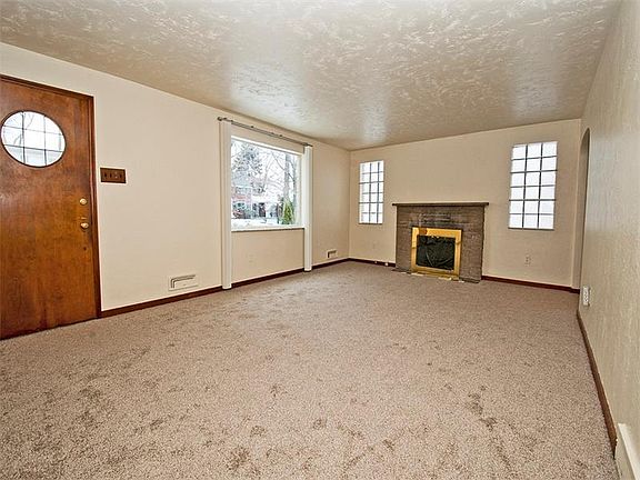 2nd image of 2606 Gaywood Dr