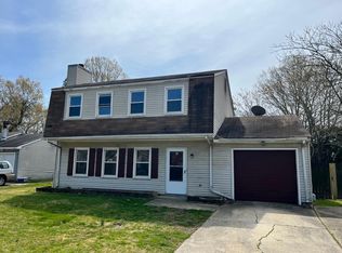 66 Hall Rd, Hampton, VA 23664