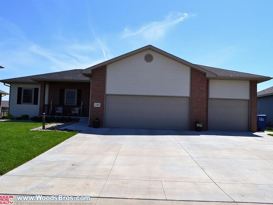 1st image of 2182 Meadow Ln
