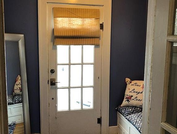 2nd image of 145 Avenue C